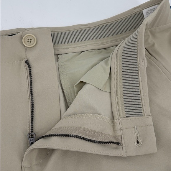 Under Armour Men’s ISO-CHILL Tapered Khaki Pants 40/32 New - Picture 13 of 16